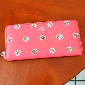 Coach wallet
